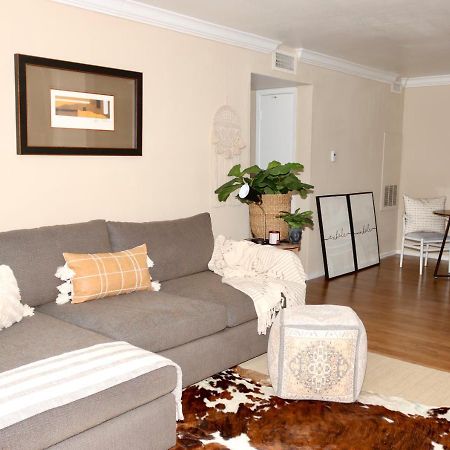 Chic Boho Cottage -Self Check In, Fully Furnished, & Free Parking Houston Exterior photo