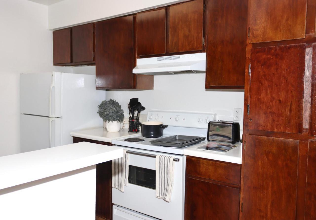 Chic Boho Cottage -Self Check In, Fully Furnished, & Free Parking Houston Exterior photo