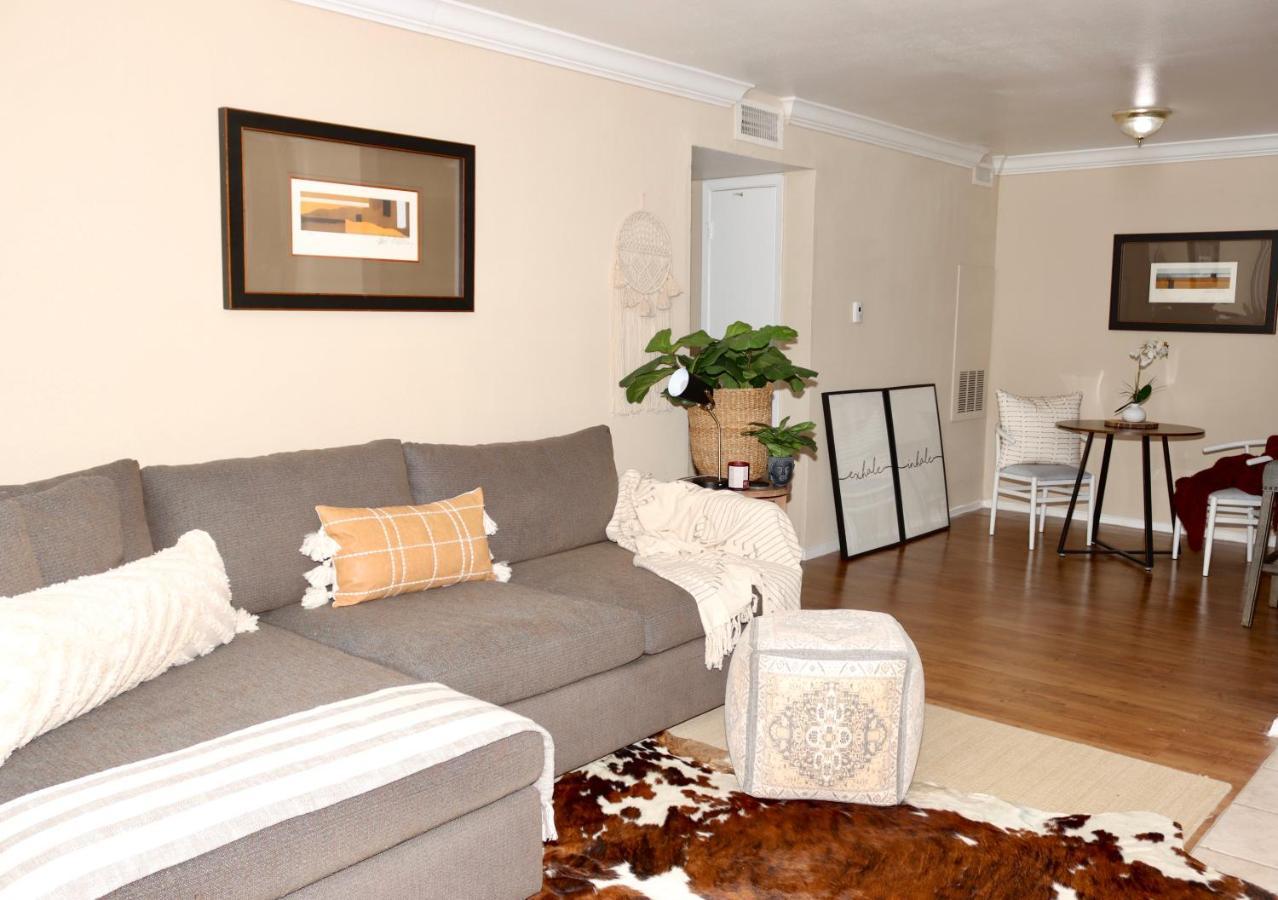 Chic Boho Cottage -Self Check In, Fully Furnished, & Free Parking Houston Exterior photo
